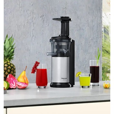 Соковитискач Panasonic Viva Collection шнековий 150Вт, чаша-0.4л, пластик/метал, чорний (MJ-L500STQ)