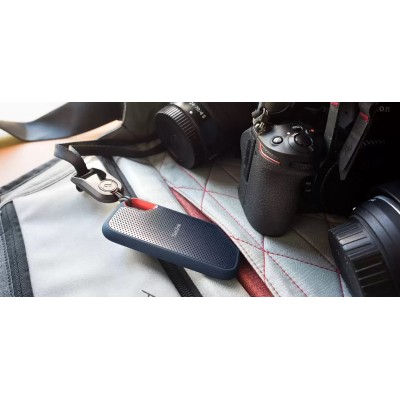 Портативний SSD SanDisk 4TB USB 3.2 Gen 2 Type-C E61 R1050/W1000MB/s IP55 (SDSSDE61-4T00-G25)