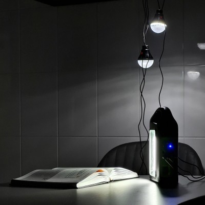 Багатофункціональний LED ліхтар Cclamp CL-02 із сонячною панеллю (38802)