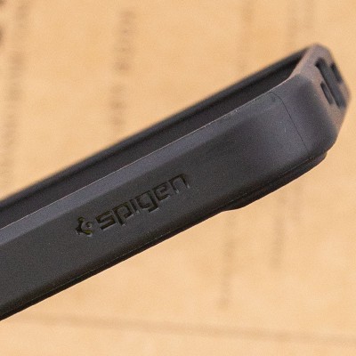 Чохол SGP Ultra Hybrid Mag для Apple iPhone 12 Pro / 12 (6.1") Чорний