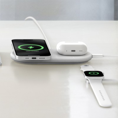 Зарядний пристрій бездротовий Belkin 2в1 15Вт Pad Qi2, білий (WIZ021VFWH)