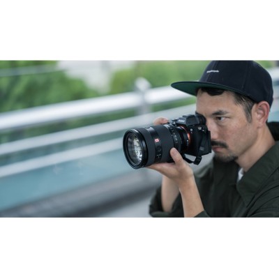 Об'єктив Sony 28-70mm f/2.0 GM для NEX FF (SEL2870GM.SYX) Об'єктив Sony 28-70mm f/2.0 GM для NEX FF (SEL2870GM.SYX)