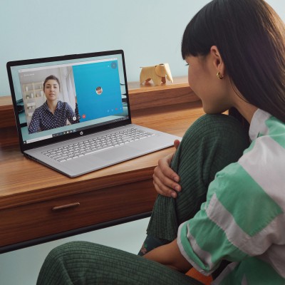 Ноутбук HP 17-cn3002ua 17.3" FHD IPS AG, Intel i7-1355U, 16GB, F1024GB, UMA, DOS, сріблястий (826W1EA)
