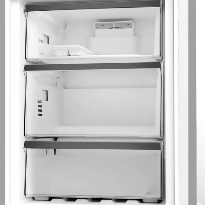 Холодильник WHIRLPOOL WHK 26402 XP4U