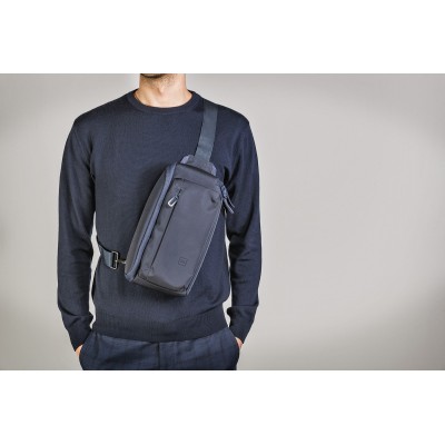 Сумка Tucano Astra crossbody, синя (BASTCB-B) Сумка Tucano Astra crossbody, синя (BASTCB-B)