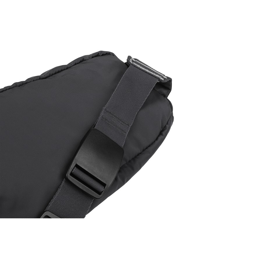 Сумка розкладна Tucano Let Me Out Crossbody, чорна (BLMOCB-BK) Сумка розкладна Tucano Let Me Out Crossbody, чорна (BLMOCB-BK)