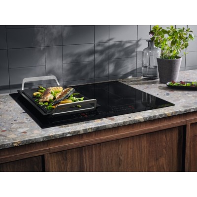 Варильна поверхня Electrolux індукційна, 60см, розширена зона, чорний (CIV644)