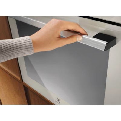 Духова шафа Electrolux електрична, 72л, A+, дисплей, конвекція, телескопічні напрямні, шампань (LOE8F38S)
