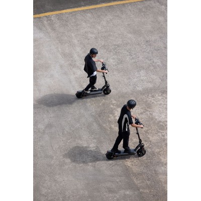 Електросамокат Segway-Ninebot MAX G3 E, сірий Електросамокат Segway-Ninebot MAX G3 E, сірий