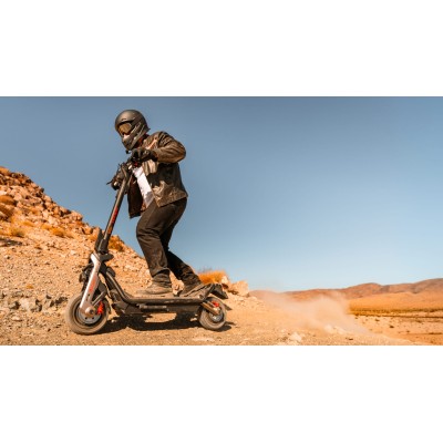Електросамокат Segway-Ninebot GT3 PRO, чорний Електросамокат Segway-Ninebot GT3 PRO, чорний