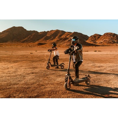 Електросамокат Segway-Ninebot GT3 PRO, чорний Електросамокат Segway-Ninebot GT3 PRO, чорний