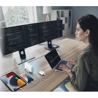 Зарядний пристрій мережевий D-Link DCF-241 240Вт GaN 4хUSB-С, 1xUSB-A, білий Зарядний пристрій мережевий D-Link DCF-241 240Вт GaN 4хUSB-С, 1xUSB-A, білий