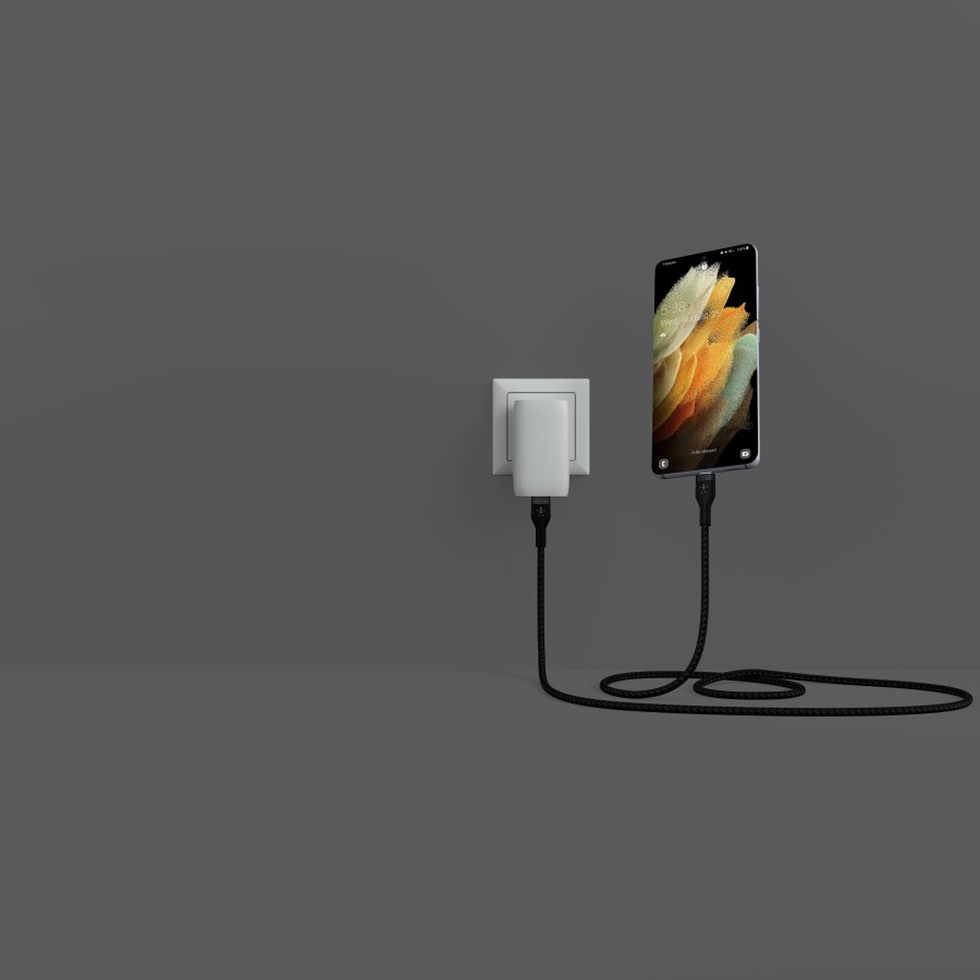 Кабель USB-C > USB-C заряджання/синхронізації Belkin 1м, 60Вт, Type-C, плетений, силіконовий, з ремінцем на магніті, чорний (CAB Кабель USB-C > USB-C заряджання/синхронізації Belkin 1м, 60Вт, Type-C, плетений, силіконовий, з ремінцем на магніті, чорний (CAB