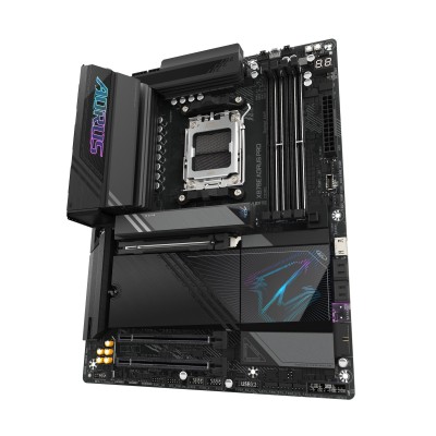 Материнська плата GIGABYTE X870E AORUS PRO sAM5 X870 4xDDR5 M.2 HDMI DP Wi-Fi BT ATX (X870E_AORUS_PRO)