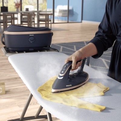 Парогенератор Philips PerfectCare 8000, 3120Вт, 1400мл, паровий удар -800гр, верт. відпарювання, нерж. сталь, чорний