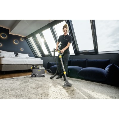 Пилосос професійний миючий Karcher Puzzi 8/1 Adv 1200Вт 270мБар контейнер 8/7л 8.6кг