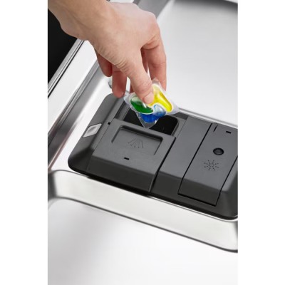 Посудомийна машина Electrolux, 10компл., E, 45см, дисплей, інвертор, 3й кошик, нерж Посудомийна машина Electrolux, 10компл., E, 45см, дисплей, інвертор, 3й кошик, нерж