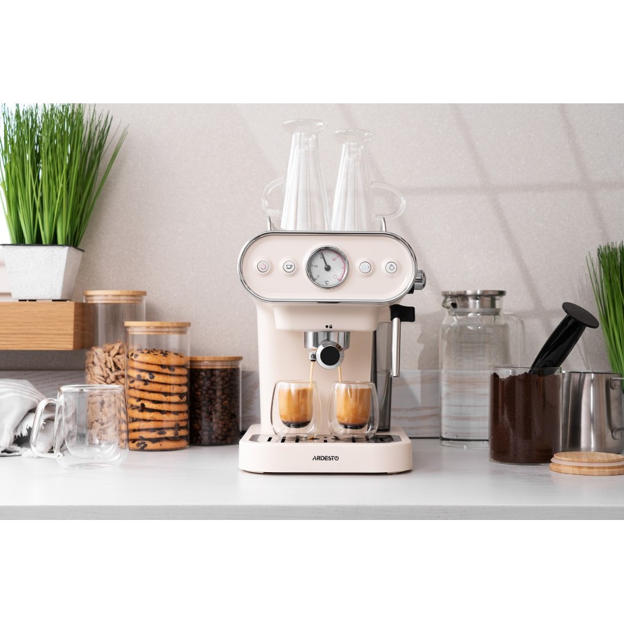 Кавоварка Ardesto ріжкова Vintage Dream 1.2л, мелена, ручний капучинатор, підігрів чашок, бежевий (FCM-E15BG) Кавоварка Ardesto ріжкова Vintage Dream 1.2л, мелена, ручний капучинатор, підігрів чашок, бежевий (FCM-E15BG)