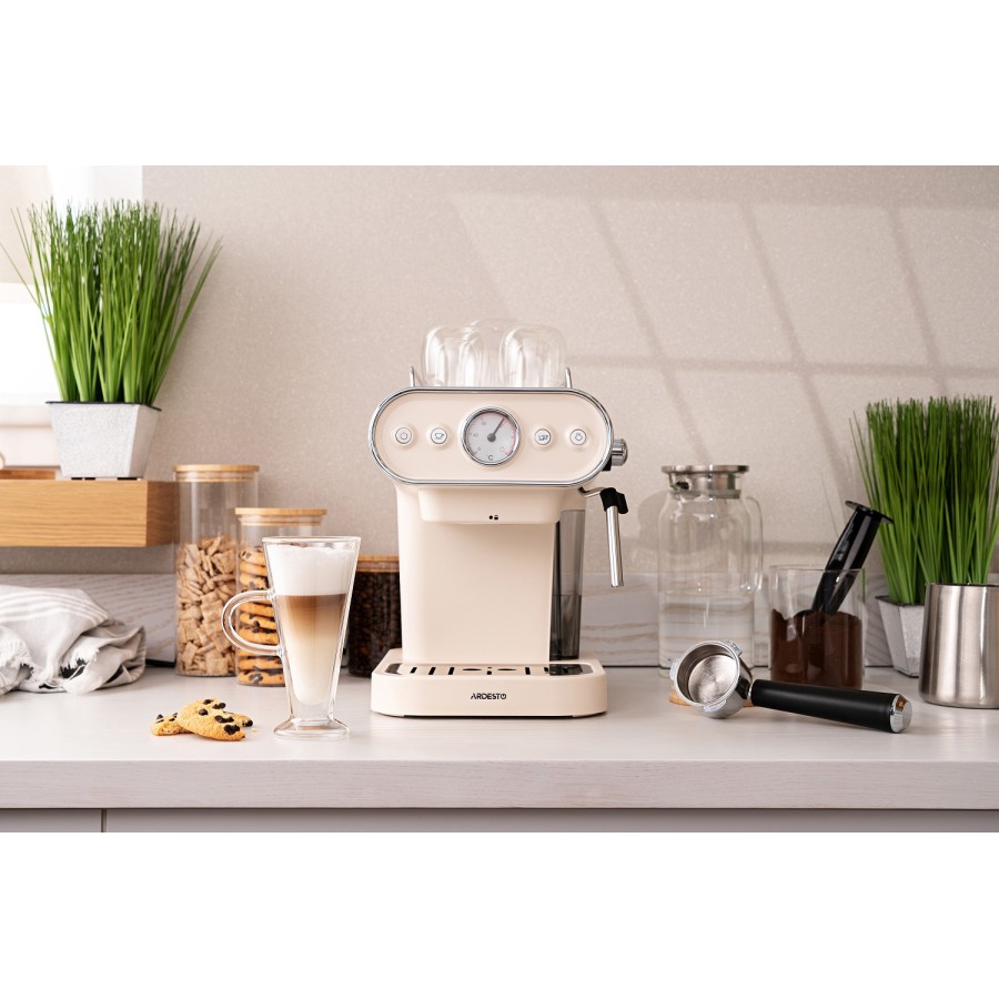 Кавоварка Ardesto ріжкова Vintage Dream 1.2л, мелена, ручний капучинатор, підігрів чашок, бежевий (FCM-E15BG) Кавоварка Ardesto ріжкова Vintage Dream 1.2л, мелена, ручний капучинатор, підігрів чашок, бежевий (FCM-E15BG)