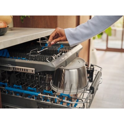 Міксер Electrolux стаціонарний 500Вт, насадки-4, чаша-метал, 3.5л, білий (ESM4W)