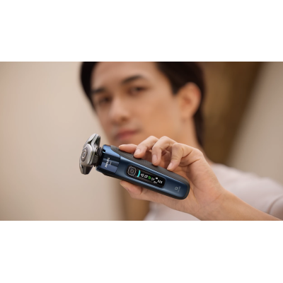 Бритва електр. Philips Series i9000 Prestige SkinIQ, бритв.головок-3, Li-Ion, сух.+волог., індикатор заряду, твердий чохол, сині