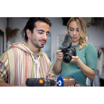 Цифрова камера CANON EOS R8 Body