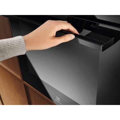 Духова шафа Electrolux електрична, 65л, A, дисплей, конвекція, телескопічні напрямні, чорний (LOFGF00BK)