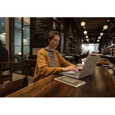 Ноутбук HP OmniBook 7 14-fs0002ua 14" WUXGA IPS AG, Intel 5-210H, 16GB, F512GB, UMA, Win11P, сріблястий (C3UT6EA)