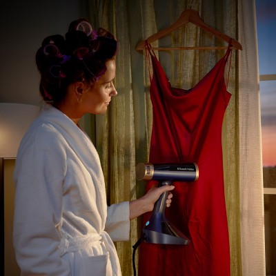 Відпарювач Russell Hobbs Genie VacuSteam, 1800Вт, 200мл, паровий удар -20гр, верт. відпарювання, керам. підошва, синій (28550-56