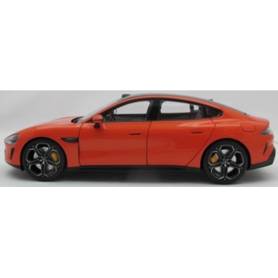 Колекційна модель Xiaomi SU7 1/18 Lava Orange BHR08KOGL