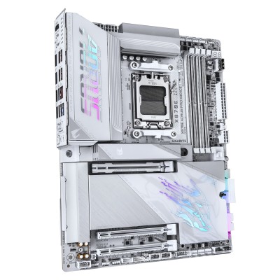 Материнська плата GIGABYTE X870E A PRO X3D ICE sAM5 X870 4xDDR5 M.2 Wi-Fi BT HDMI DP ITX (X870E_A_PRO_X_ICE)
