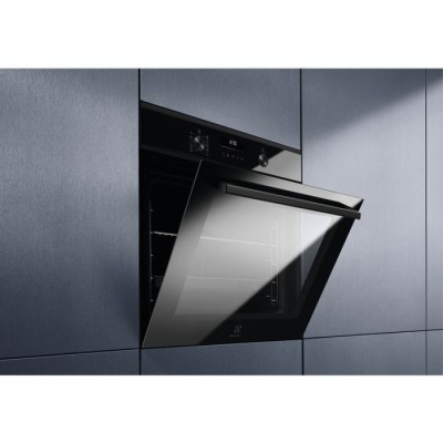 Духова шафа Electrolux електрична, 72л, A+, пара, дисплей, конвекція, телескопічні напрямні, чорний (EOD6F77H)