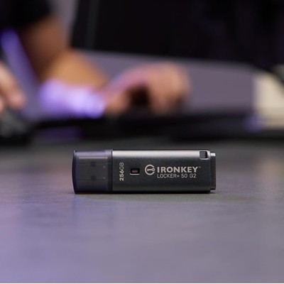 Накопичувач Kingston 32GB USB 3.2 Type-A Gen1 IronKey Locker+ 50 G2