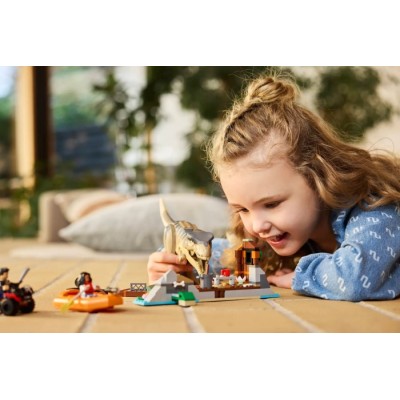 Конструктор LEGO Jurassic World Втеча річкою від тиранозавра (76975)