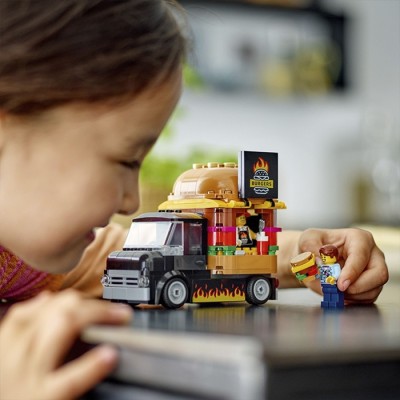 Конструктор LEGO® City Вантажівка з гамбургерами (60404)