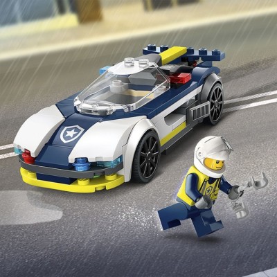 Конструктор LEGO® City Переслідування маслкара на поліцейському автомобілі (60415)