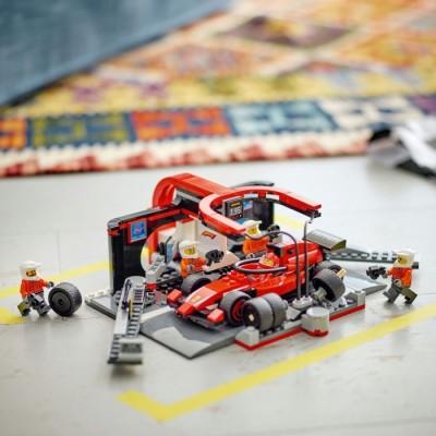 Конструктор LEGO® City Піт-стоп і піт-екіпаж F1 з болідом Ferrari (60443)