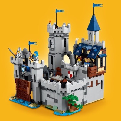 Конструктор LEGO® Creator Середньовічний замок із лицарем на коні (31168)