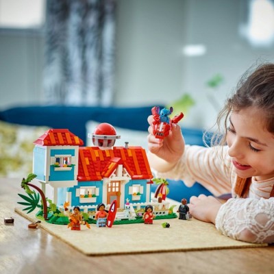 Конструктор LEGO® Disney Пляжний будинок Ліло і Стіч (43268)