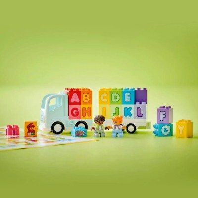 Конструктор LEGO® DUPLO Town Вантажівка з алфавітом (10421)