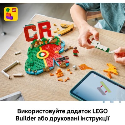 Конструктор LEGO® Editions Football Кріштіану Роналду — найкращі моменти футбольних матчів (43012)