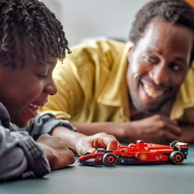 Конструктор LEGO® Speed Champions Автомобіль для перегонів F1® Ferrari SF-24 (77242)