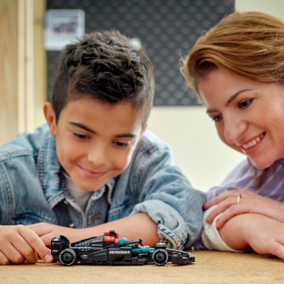 Конструктор LEGO® Speed Champions Автомобіль для перегонів Mercedes-AMG F1® W15 (77244)