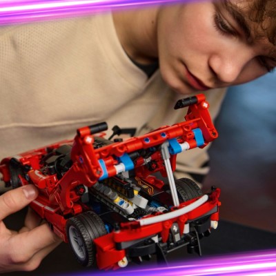 Конструктор LEGO® Technic Ferrari FXX K (42212)