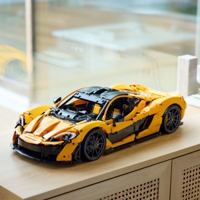 Конструктор LEGO® Technic McLaren P1™ (42172)