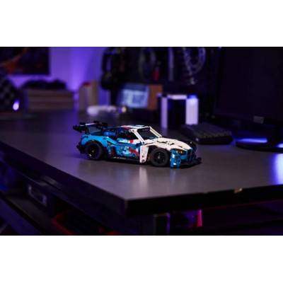 Конструктор LEGO® Technic Автомобіль для перегонів BMW M4 GT3 EVO (42226)